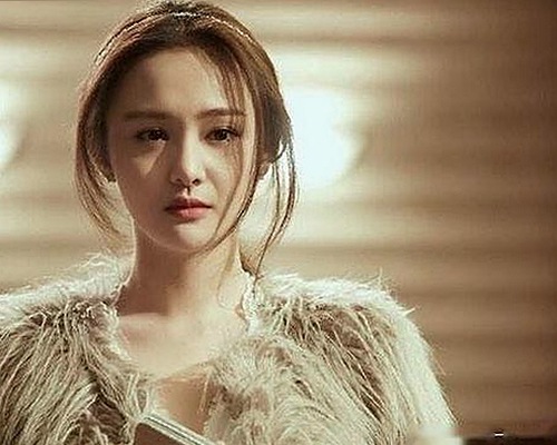 从吃瓜新秀到流量女王：娱乐吃瓜酱的逆袭之路与感情新动态