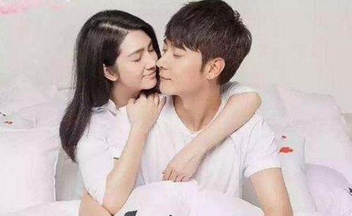 会喷水亲姐姐新作引爆争议，姐姐动作大胆尺度冲击眼球